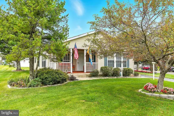 75 PERRY LANE, Manahawkin, NJ 08050