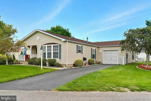 75 PERRY LANE, Manahawkin, NJ 08050