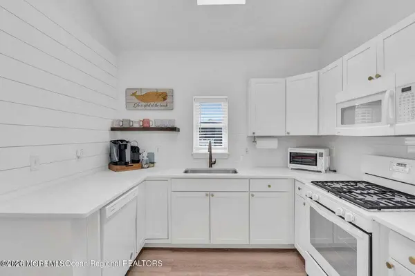 638 Redmond Avenue, Belmar, NJ 07719
