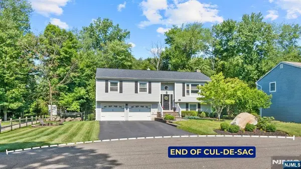 157 Orchard PL, Ramsey, NJ 07446