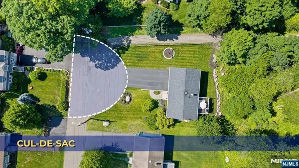 157 Orchard PL, Ramsey, NJ 07446