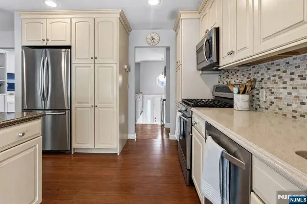 157 Orchard PL, Ramsey, NJ 07446
