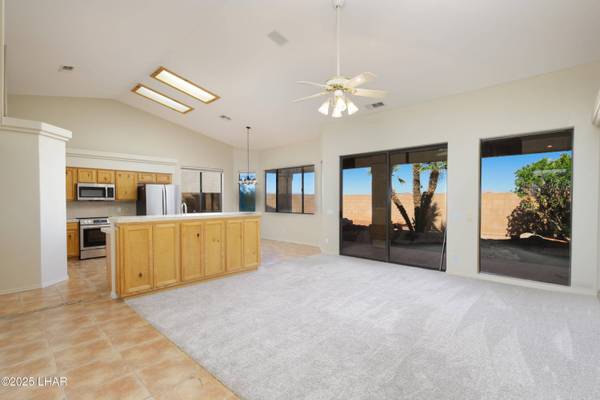 2423 E George Ln, Lake Havasu City, AZ 86404