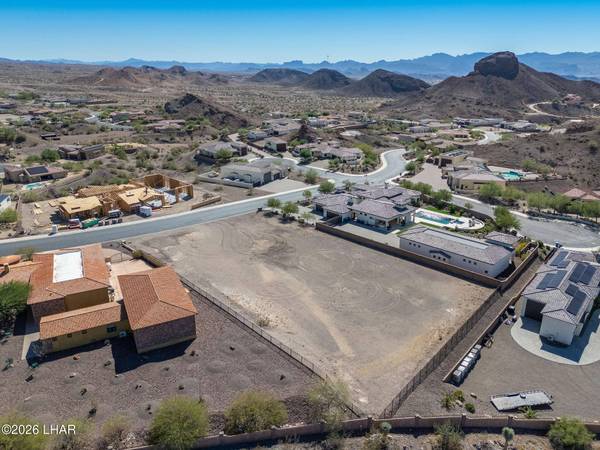 1020 Circula De Hacienda, Lake Havasu City, AZ 86406
