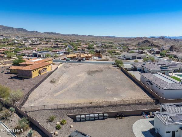 1020 Circula De Hacienda, Lake Havasu City, AZ 86406