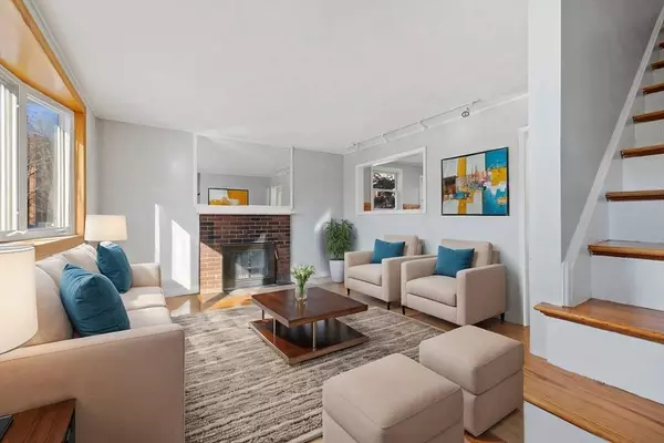 32 Leonard Rd, Melrose, MA 02176