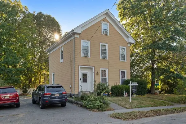 11 Congress St, Stoneham, MA 02180