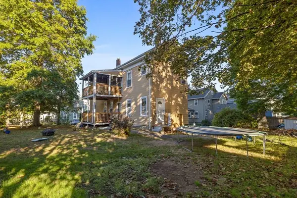 11 Congress St, Stoneham, MA 02180