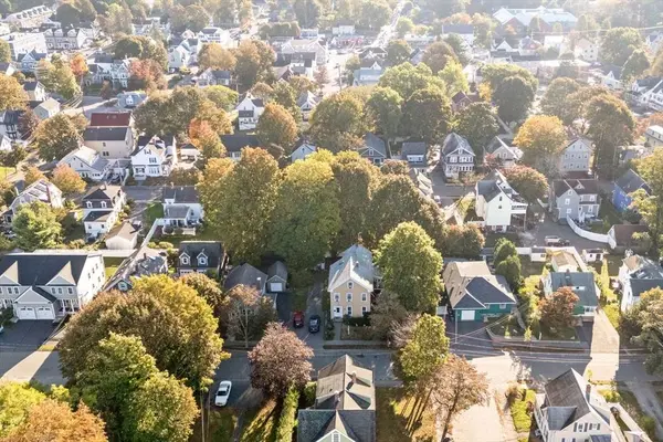 11 Congress St, Stoneham, MA 02180