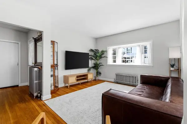 23 Ellsworth Ave, Melrose, MA 02176