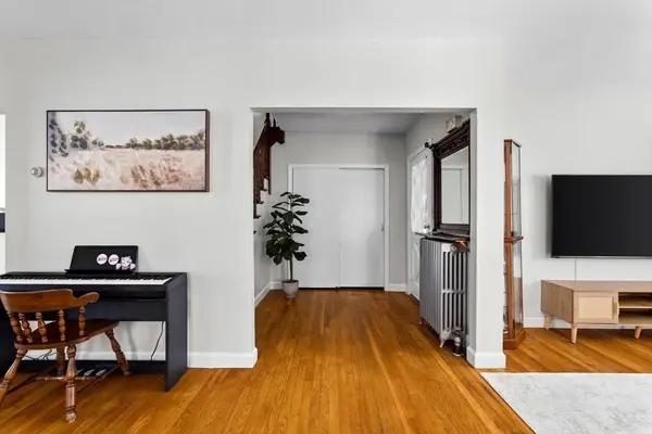 23 Ellsworth Ave, Melrose, MA 02176