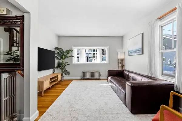 23 Ellsworth Ave, Melrose, MA 02176