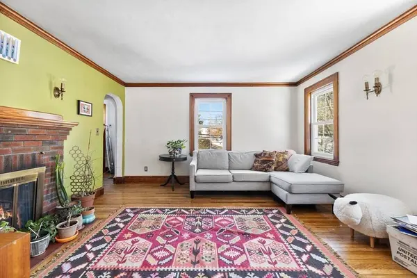 28 Murray Hill Rd, Malden, MA 02148