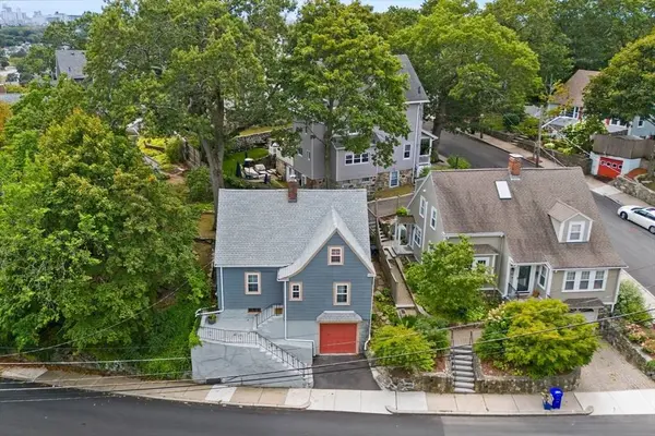 28 Murray Hill Rd, Malden, MA 02148