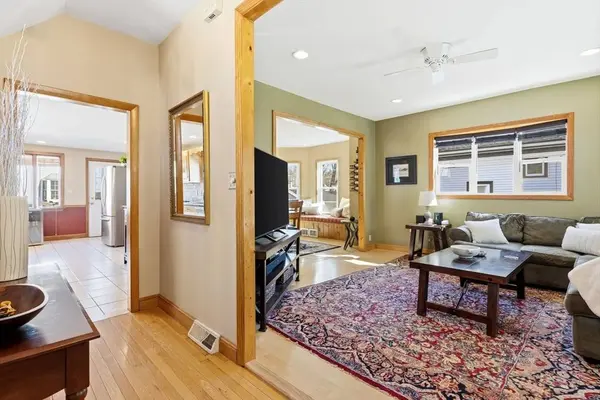 59 Cherry St, Malden, MA 02148