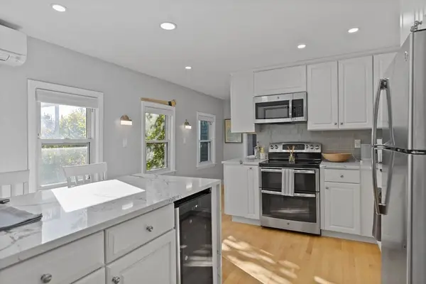 34 Washington St #2B, Boston, MA 02129