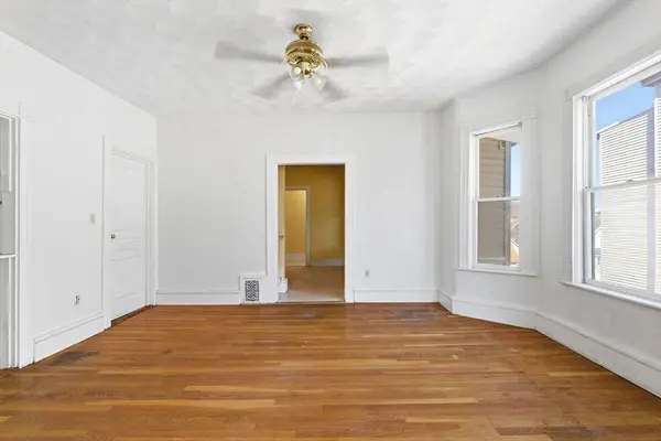 65 Derby St, Somerville, MA 02145