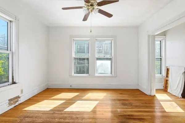 65 Derby St, Somerville, MA 02145
