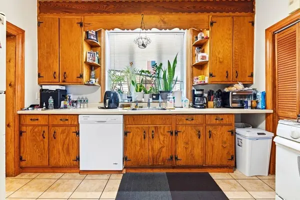 50 Bradford St, Everett, MA 02149