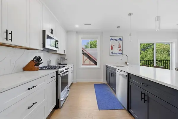 52 West Emerson St #6, Melrose, MA 02176