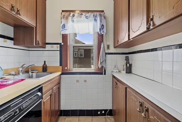 16 Newbern Ave #2, Medford, MA 02155
