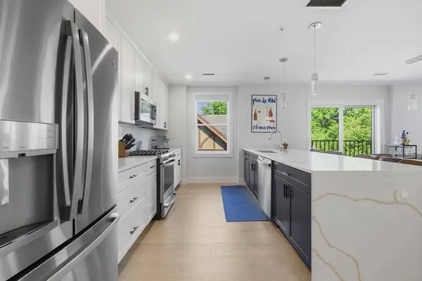 52 West Emerson St #6, Melrose, MA 02176