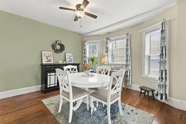 10 Albion St, Medford, MA 02155