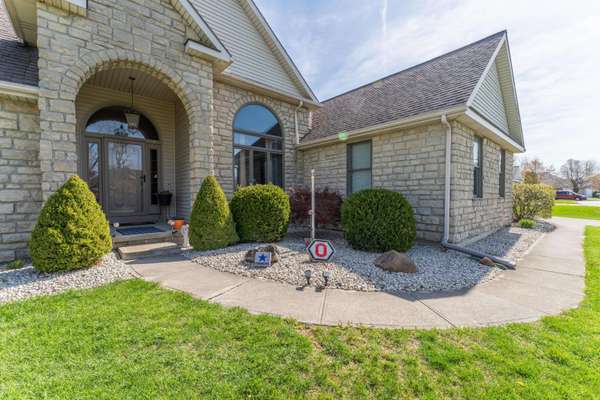 1361 Shawnee Trace, Bellefontaine, OH 43311