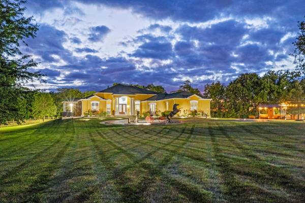 3583 Darby Knolls Boulevard, Hilliard, OH 43026