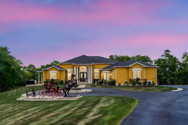 3583 Darby Knolls Boulevard, Hilliard, OH 43026