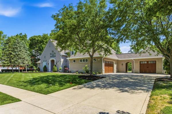 8432 Tartan Fields Drive, Dublin, OH 43017