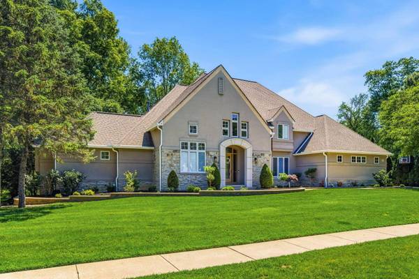 8432 Tartan Fields Drive, Dublin, OH 43017