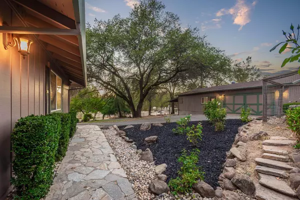 9345 Whiskey Bar RD, Loomis, CA 95650