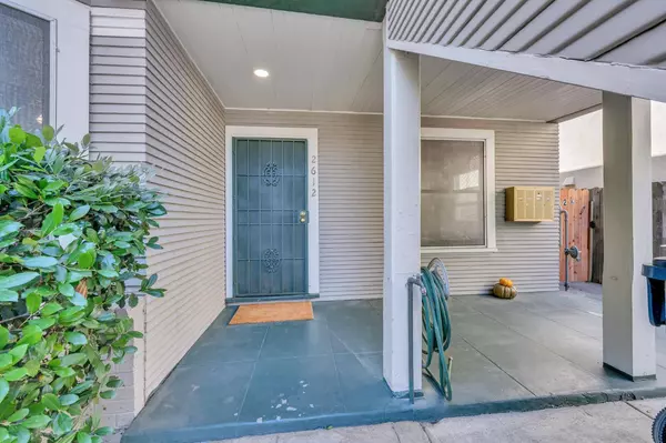 2612 Q ST, Sacramento, CA 95816