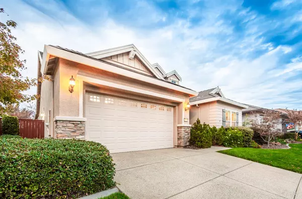 2112 Arlington DR, Roseville, CA 95747