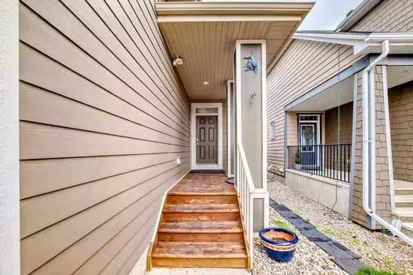 379 Mahogany TER SE, Calgary, AB T3M 0X4
