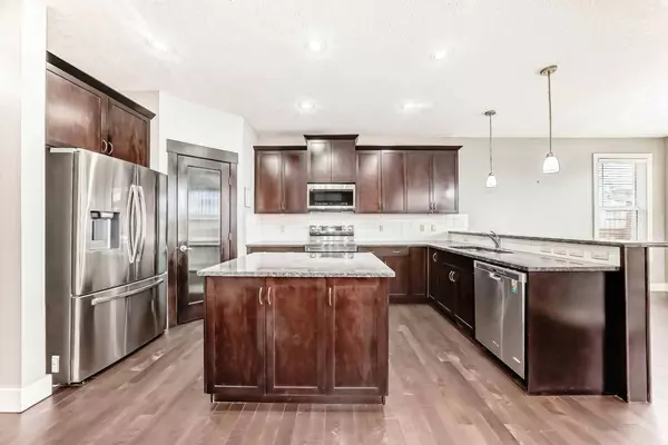 379 Mahogany TER SE, Calgary, AB T3M 0X4