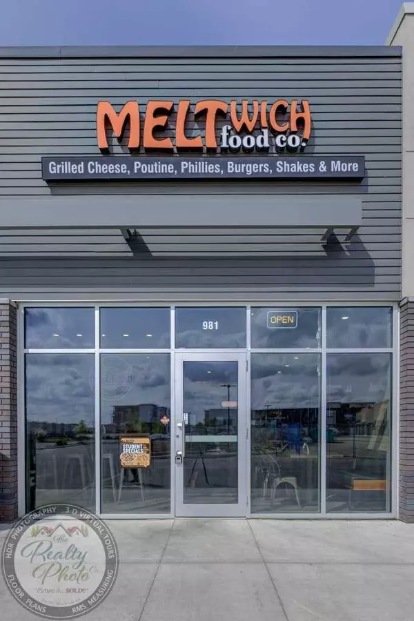 981 Tamarack WAY Northwest, Edmonton, AB T6T 0X2