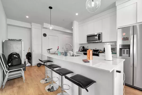 111 Wolf Creek DR SE #1415, Calgary, AB T2X 5X2