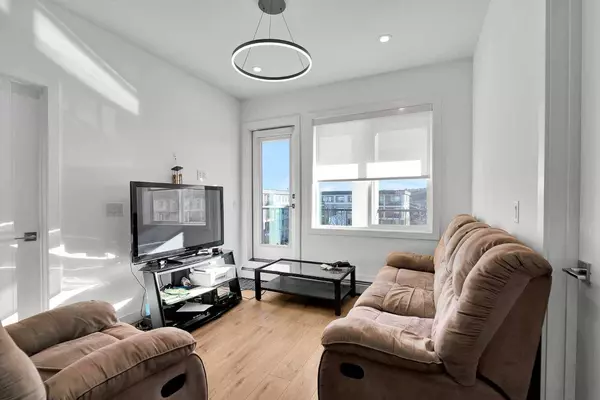 111 Wolf Creek DR SE #1415, Calgary, AB T2X 5X2