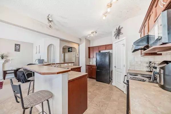 292 Taralake TER NE, Calgary, AB T3J0A1