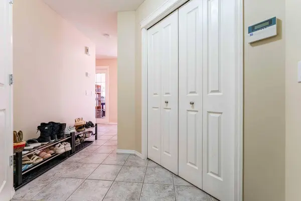 93 Tuscany Meadows PL NW, Calgary, AB T3L 2S1