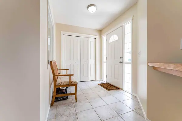 93 Tuscany Meadows PL NW, Calgary, AB T3L 2S1