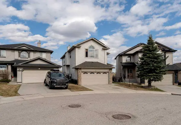 93 Tuscany Meadows PL NW, Calgary, AB T3L 2S1