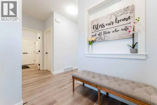 54 Evansfield Green NW, Calgary, AB T3P1J9