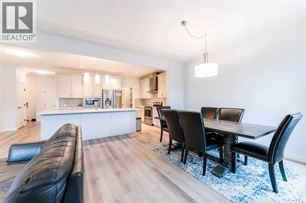54 Evansfield Green NW, Calgary, AB T3P1J9