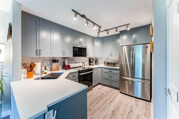 222 Bayside PT SW, Airdrie, AB T4B 2X6