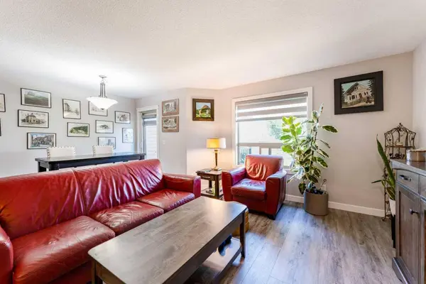 222 Bayside PT SW, Airdrie, AB T4B 2X6