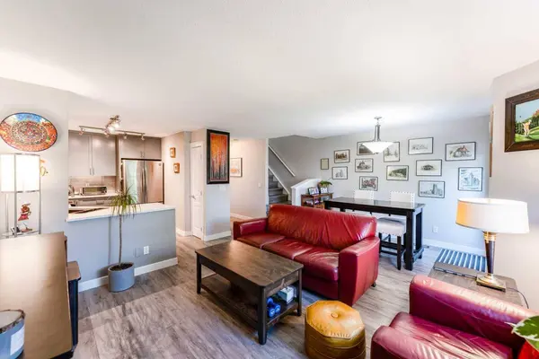 222 Bayside PT SW, Airdrie, AB T4B 2X6