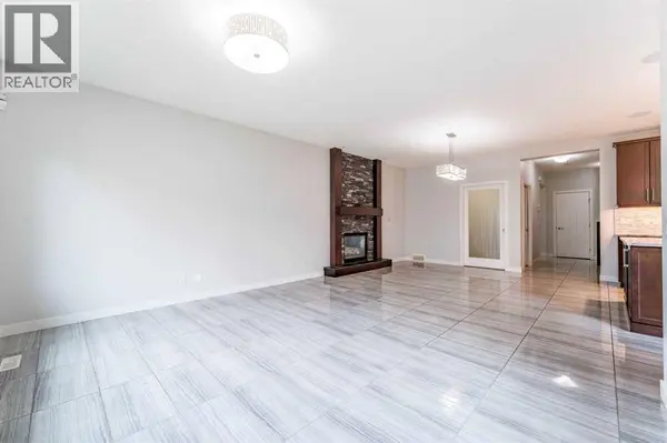 189 Evansridge View NW, Calgary, AB T3P0N3